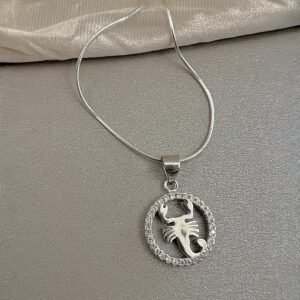 Сребърно колие зодия Скорпион